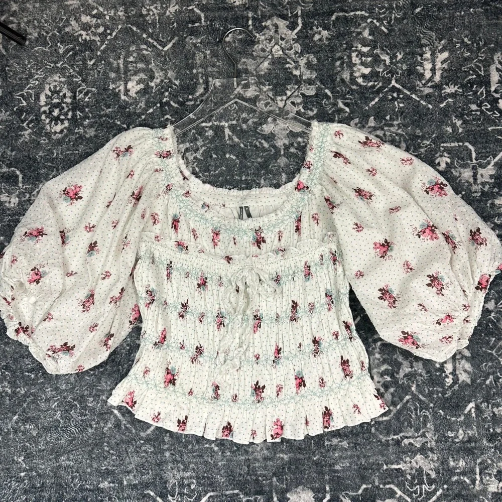 Anthropologie Floral Smocked Puff Sleeve Blouse White Pink Rose Cotton Size XS